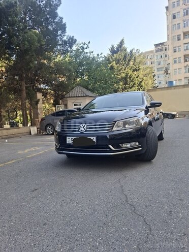 Volkswagen Passat 2014, 254,928 km - 1.8 l - Bakı