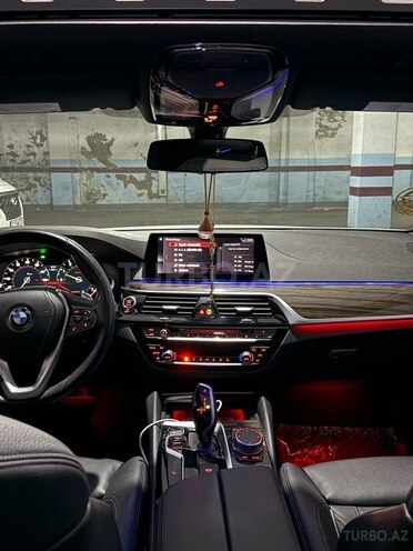 BMW 530-9