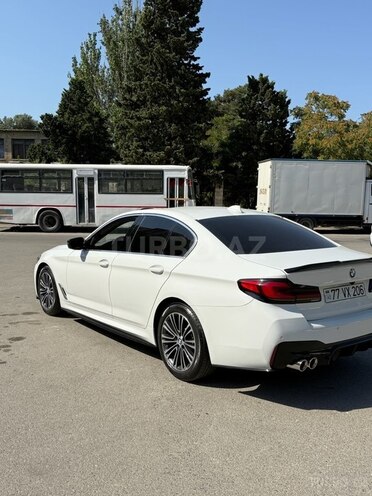 BMW 530-12
