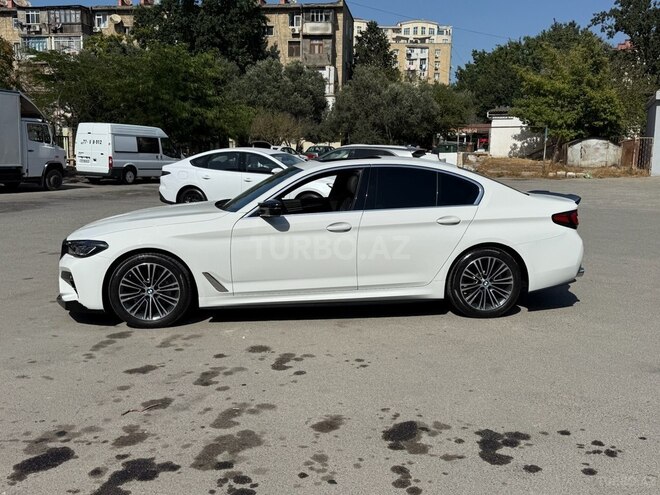 BMW 530-13