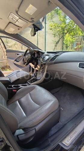 Hyundai Elantra 2014, 140,000 km - 1.8 л - Bakı