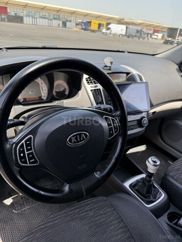 Kia  2008, 325,000 km - 1.6 l - Bakı