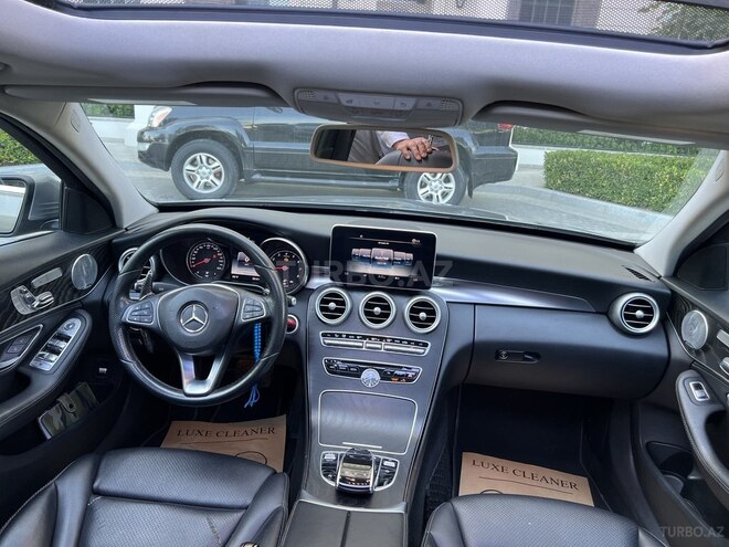 Mercedes C 300-7