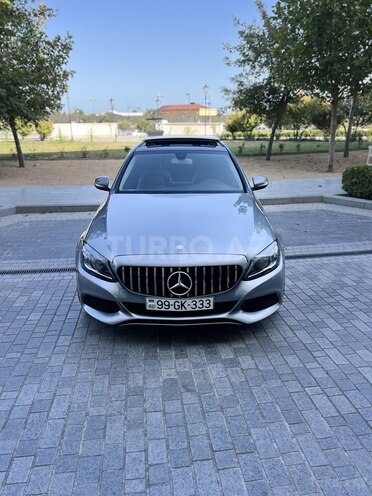 Mercedes C 300-1