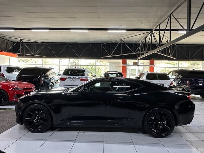 Chevrolet Camaro-9