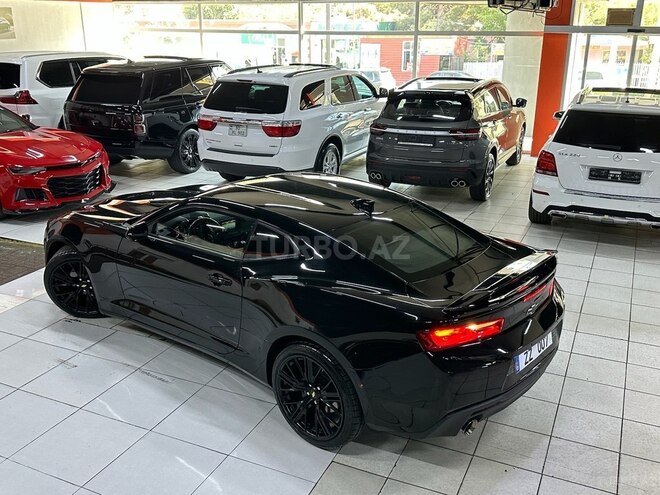 Chevrolet Camaro-12