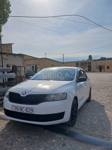 Skoda Rapid 2017, 430,000 km - 1.6 l - Xaçmaz