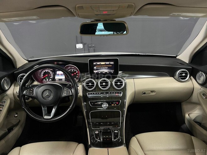 Mercedes C 300-6