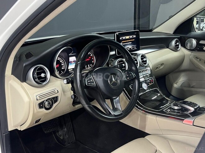 Mercedes C 300-7
