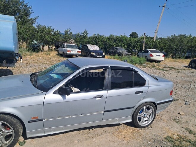 BMW 316 1995, 256,849 km - 1.6 l - Bərdə