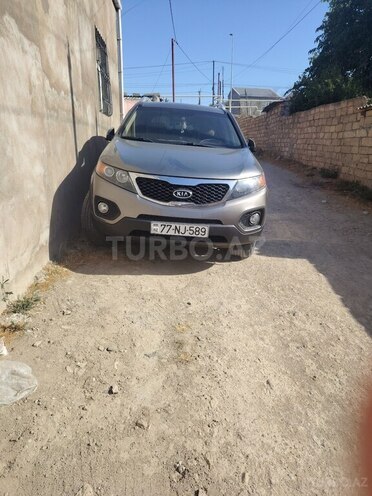 Kia Sorento 2011, 222,000 km - 2.0 l - Bərdə