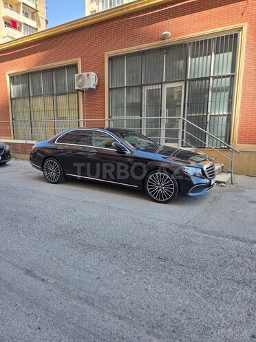 Mercedes E 220 d 2017, 196,000 km - 2.2 л - Bakı