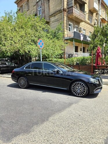Mercedes E 220 d 2017, 196,000 km - 2.2 л - Bakı