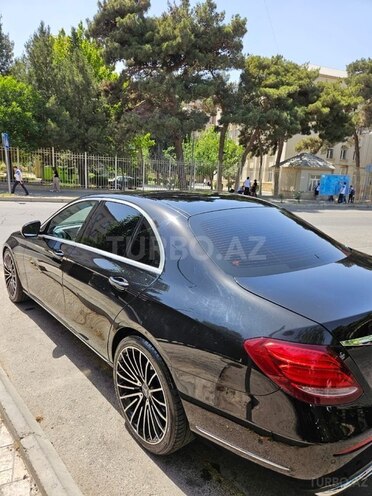 Mercedes E 220 d 2017, 196,000 km - 2.2 л - Bakı