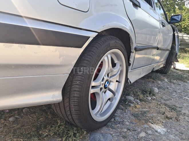 BMW 316 1995, 256,849 km - 1.6 l - Bərdə