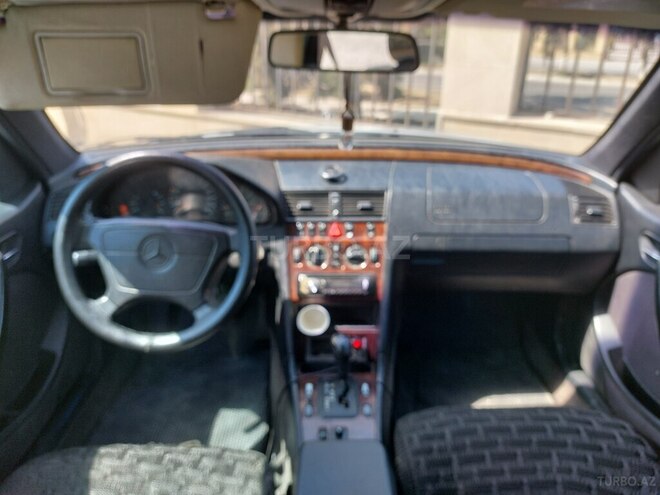 Mercedes C 200 1998, 378,000 km - 2.0 л - Şirvan