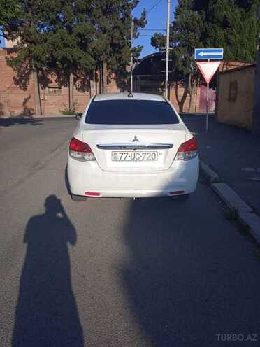 Mitsubishi Attrage 2014, 240,000 km - 1.2 l - Gəncə