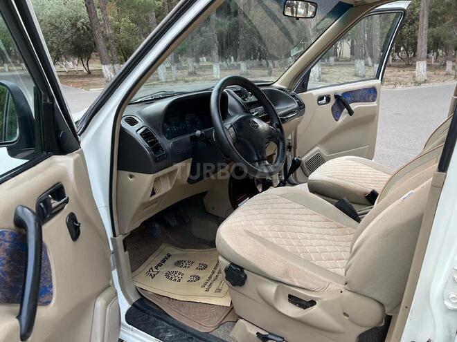 Nissan Terrano 2001, 254,873 km - 2.4 l - Sumqayıt