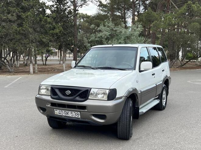 Nissan Terrano 2001, 254,873 km - 2.4 l - Sumqayıt