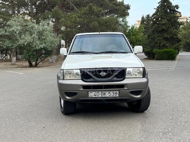 Nissan Terrano 2001, 254,873 km - 2.4 l - Sumqayıt