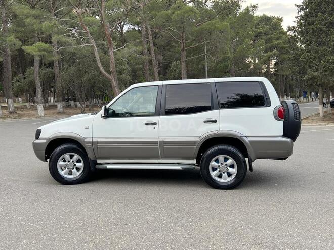 Nissan Terrano 2001, 254,873 km - 2.4 l - Sumqayıt