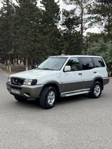 Nissan Terrano 2001, 254,873 km - 2.4 l - Sumqayıt