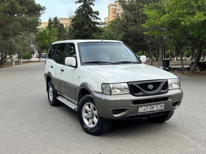 Nissan Terrano 2001, 254,873 km - 2.4 l - Sumqayıt