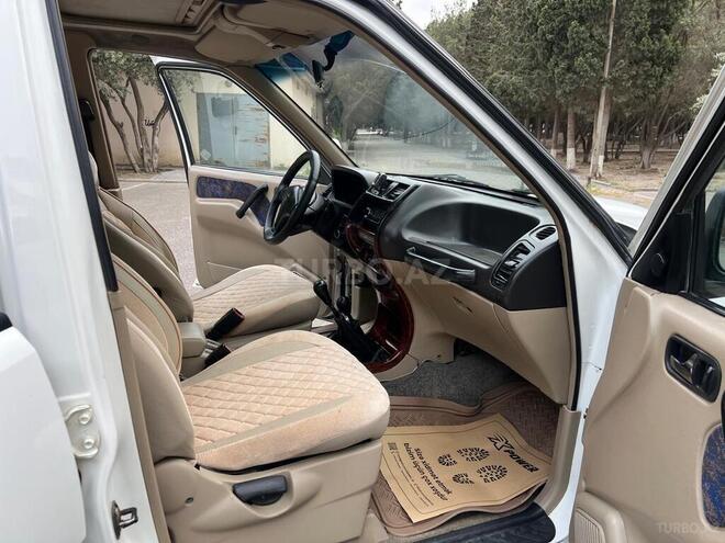 Nissan Terrano 2001, 254,873 km - 2.4 l - Sumqayıt