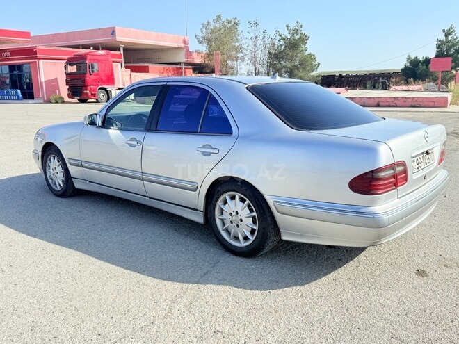 Mercedes E 220 d 2001, 409,000 km - 2.2 l - Bakı