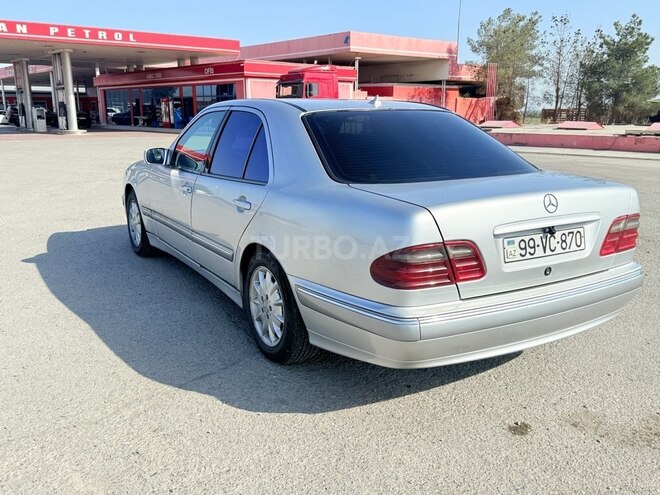 Mercedes E 220 d 2001, 409,000 km - 2.2 l - Bakı