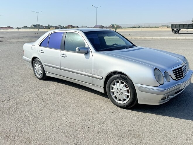 Mercedes E 220 d 2001, 409,000 km - 2.2 l - Bakı