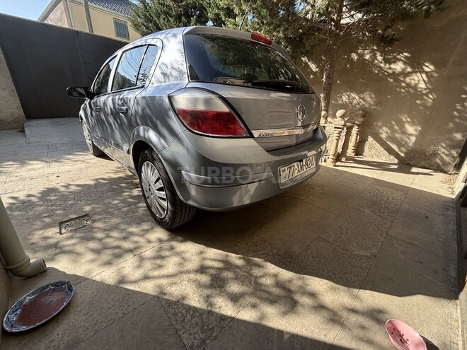 Opel Astra 2004, 223,000 km - 1.4 l - Bakı