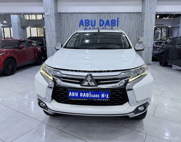 Mitsubishi Pajero Sport-2