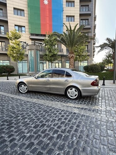 Mercedes E 220 d 2003, 470,050 km - 2.2 l - Bakı