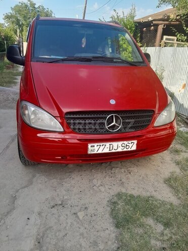 Mercedes Vito-1