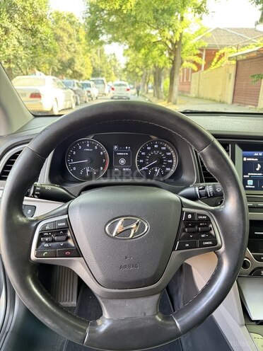 Hyundai Elantra 2016, 138,565 km - 2.0 л - Lənkəran