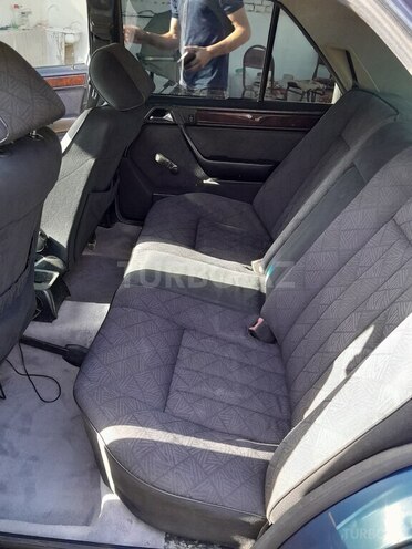 Mercedes E 200 1990, 250,000 km - 2.0 l - Masallı
