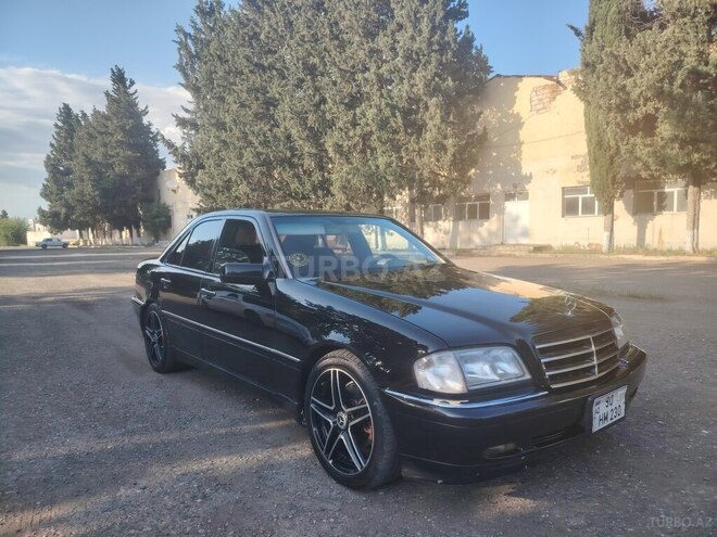 Mercedes C 230 1998, 255,000 km - 2.3 l - Qazax