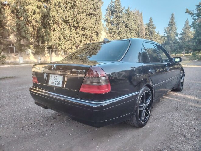 Mercedes C 230 1998, 255,000 km - 2.3 l - Qazax