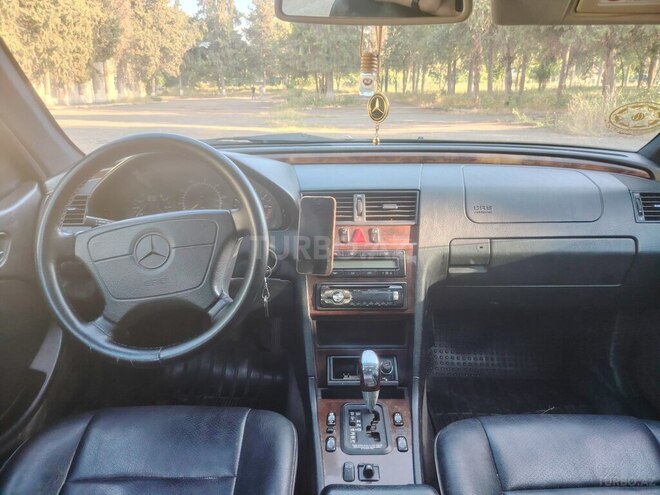 Mercedes C 230 1998, 255,000 km - 2.3 l - Qazax