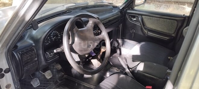 GAZ 31105 2004, 150,000 km - 2.3 l - Bakı