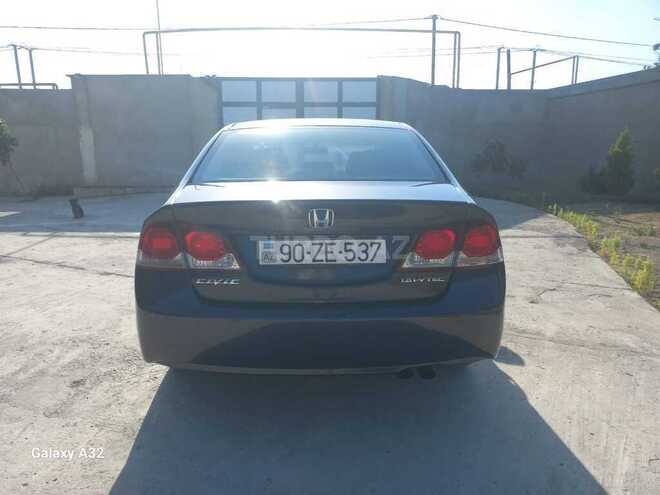 Honda Civic 2009, 215,342 km - 1.8 l - Bakı