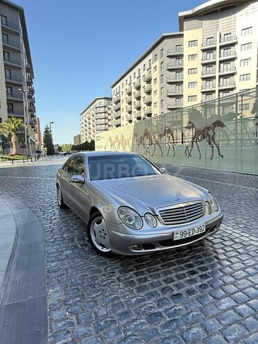 Mercedes E 220 d 2003, 470,050 km - 2.2 l - Bakı
