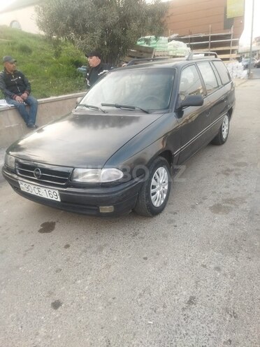 Opel Astra 1997, 355,000 km - 1.8 l - Bakı