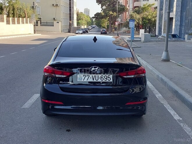 Hyundai Elantra 2018, 126,000 km - 2.0 л - Bakı
