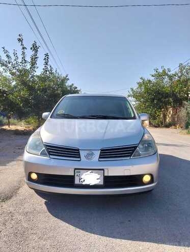Nissan Tiida-3