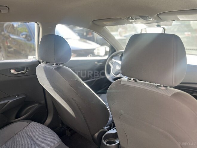 Hyundai Accent 2020, 72,638 km - 1.6 l - Bakı