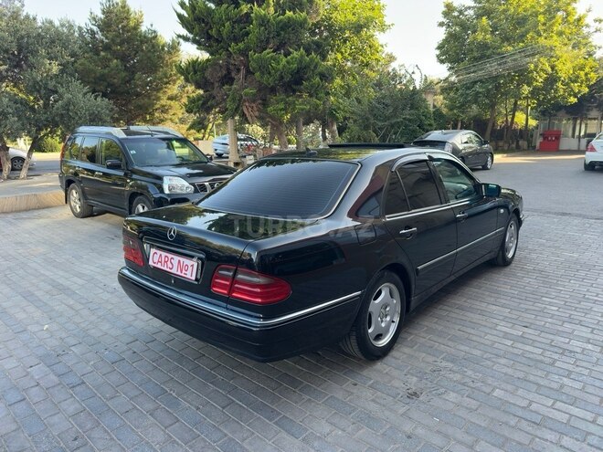 Mercedes E 280-7