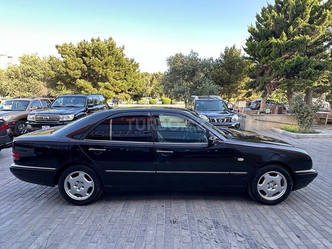 Mercedes E 280-6