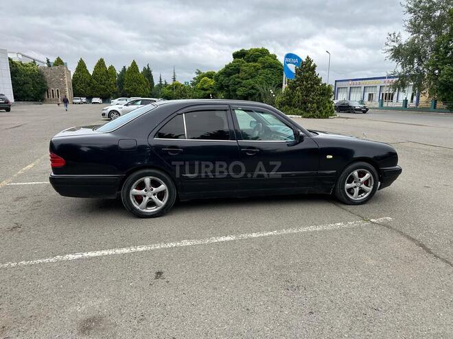 Mercedes E 200 1999, 232,535 km - 2.0 l - Ağstafa